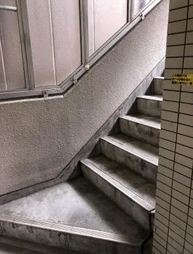 石阪ビルの外観