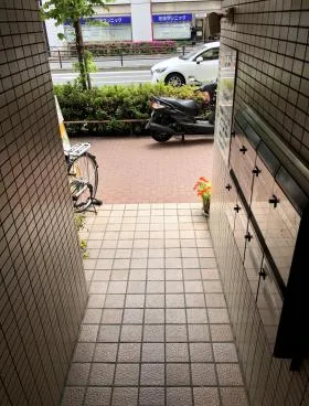 石阪ビルの外観