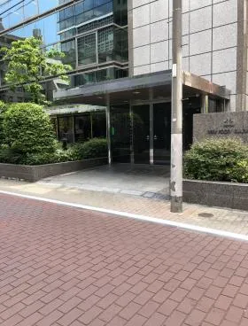 デイリーフーズビルの外観