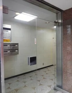 外堀通ビルの外観