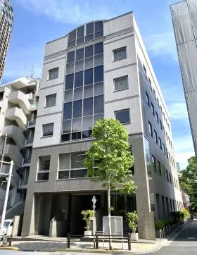 赤坂日本ビルの外観