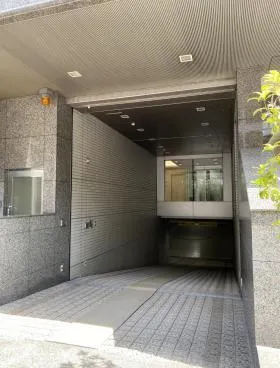 赤坂日本ビルの外観