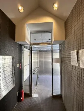 青山KYビルの外観
