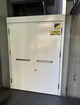 青山KYビルの外観