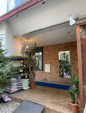 青山パティオビルの外観