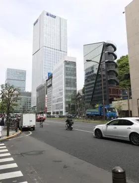 専修赤坂ビルの外観