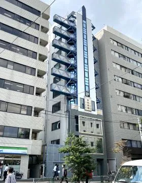 乃木坂パークフロントビルの外観