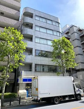 乃木坂ミツワビルの外観