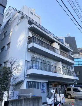 南青山I・Bハイツビルの外観