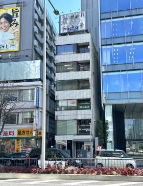 西野ビルの外観