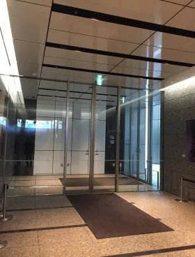 赤坂スターゲートプラザの外観