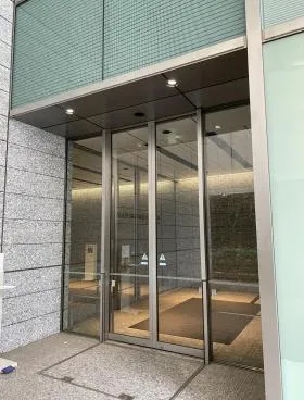 赤坂スターゲートプラザの外観
