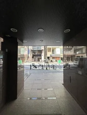 HATビルの外観