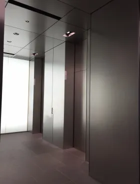 oak omotesandoビルの外観