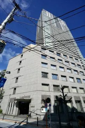 赤坂霞山ビルの外観