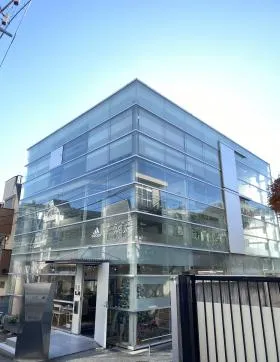 SHUN南青山ビルの外観
