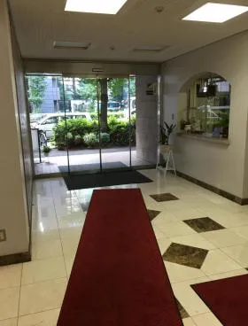 東新橋ビルの外観