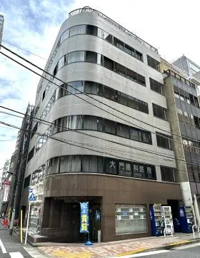 三宅屋ビルの外観
