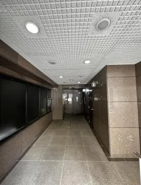 三宅屋ビルの外観