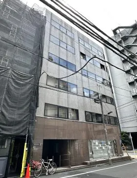 三宅屋ビルの外観
