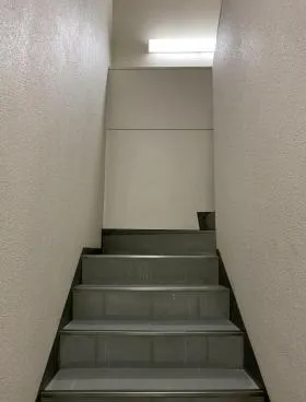 COSMICビルの外観