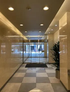 COSMICビルの外観