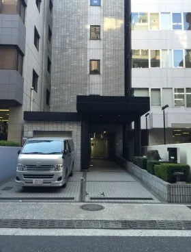 森隆ビルの外観
