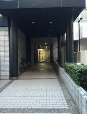 森隆ビルの外観