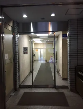 森隆ビルの外観