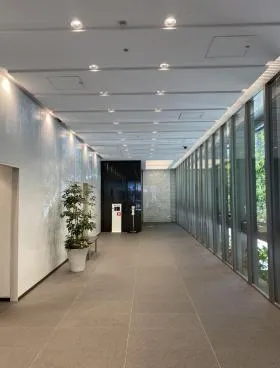 京阪神御成門ビルの外観