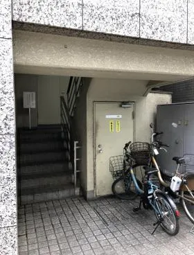 サンシャイン5ビルの外観