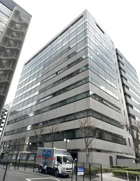 I・Sリバーサイドビルの外観