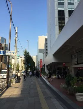 サンシャインビルの外観