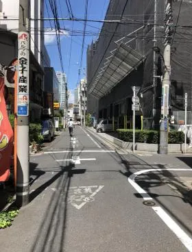 KYビルの外観