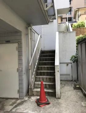 デリス三田ビルの外観