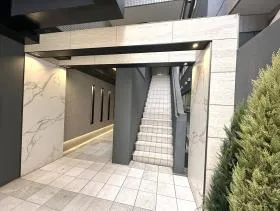 KAYA水道橋(旧:THE GATE 水道橋)ビルの外観