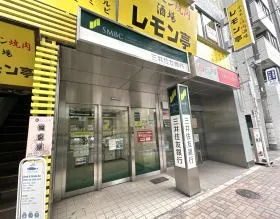 三井住友銀行、三菱UFJ銀行