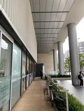 三菱ケミカルホールディングスビルの外観
