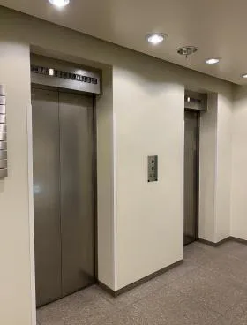 MID芝金杉橋ビルの外観