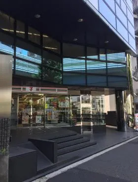 南青山STビルの外観