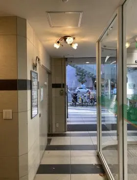 川上ビルの外観