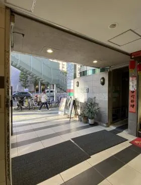 川上ビルの外観