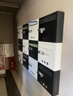 川上ビルの外観