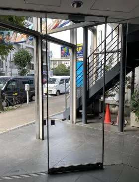 青山NAビルの外観