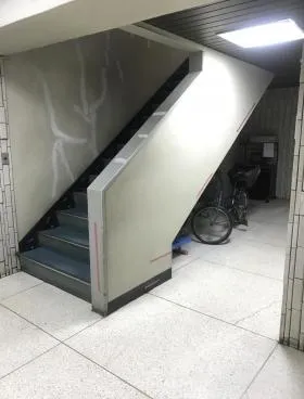 生泉市ヶ谷ビルの外観