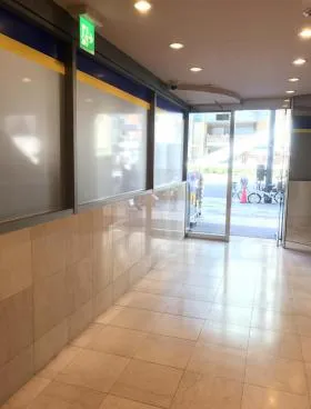 丸八青山ビルの外観