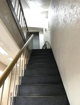 セピア絵画館ビルの外観