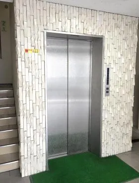 第3電波ビルの外観