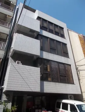 不二DICビルの外観