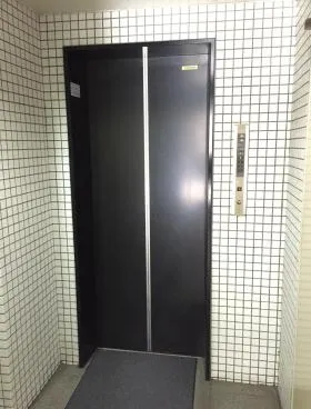 不二DICビルの外観